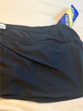 Inches Off Black Swim Skirt Plus Size 32W Tummy Control Slimming Swimwear NWT